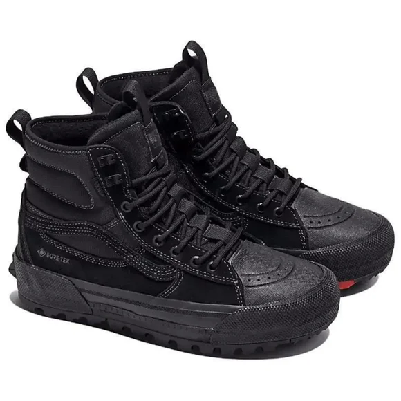 Women's VANS Sk8-Hi GORE-TEX MTE 'Blackout' - Picture 4 of 16
